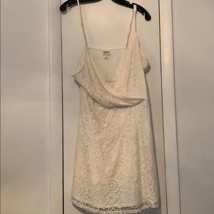Lace spaghetti strap dress